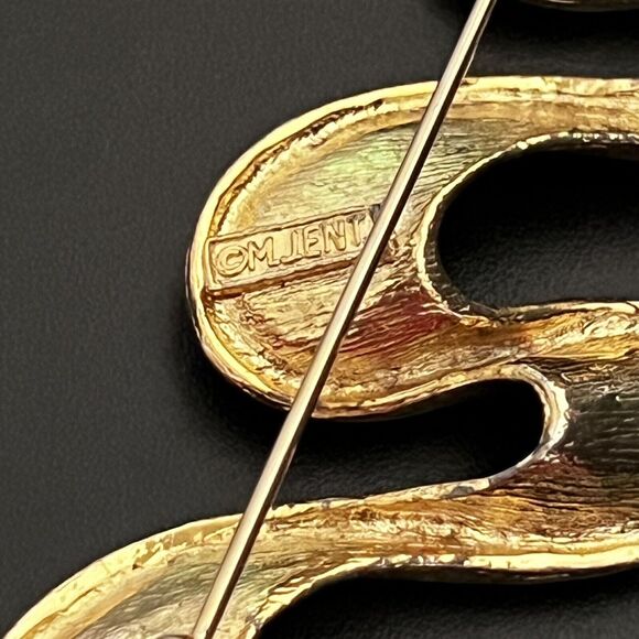 Large Mjent Goldtone Swirl Brooch - 2.75" Vintage Statement Pin - Picture 4 of 7